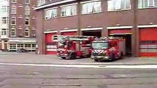 Engine 521 amp Ladder 552 Hendrik  Brandweer Amsterdam [upl. by Nacnud]