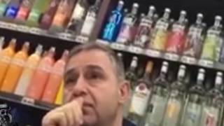 Antisemitic woman confronts store owner for a proIsrael sign [upl. by Geno]