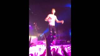 Machine Gun Kelly Crip Walks in Sacramento [upl. by Tallia460]