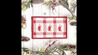 Plaid Panel Christmas Mug Rug tutorial [upl. by Evilc]