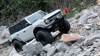 Traxxas TRX4 Ford Bronco Off Road Adventure Scale 110 4x4 wheels drive [upl. by Fontana]