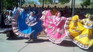 Baile Folklorico De Santa Fe LA NEGRA 514113gp [upl. by Ahtibat]