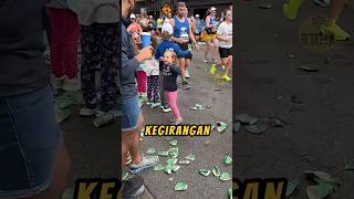 Bocil GIRANG Sudah Membantu Pelari Marathon🎉🤗 videoviral maraton olahraga [upl. by Marlowe]