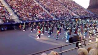 Edinburgh Tattoo 2009 Massed Pipes And Drums [upl. by Parry]