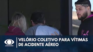 Cidade de Cascavel prepara velório coletivo para vítimas de acidente aéreo [upl. by Atsahs880]