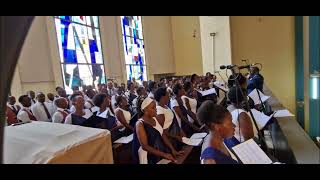 victoire tu régneras by chorale Regina Caeli de Kanyosha official video [upl. by Scrogan855]