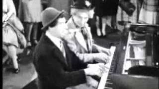 MARX BROTHERS PIANO DUET  A Classic Clip [upl. by Orpah]