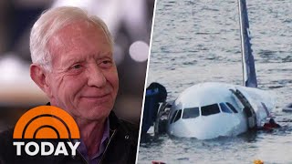 Sully reunites with rescue divers 15 years after ‘Miracle on Hudson’ [upl. by Eleinad]