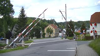 Spoorwegovergang Markersbach D  Railroad crossing  Bahnübergang [upl. by Windsor]