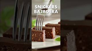 Snickers bajadera  spoj dvije slastice za potpun užitak recipe kolaci cake recepti shorts [upl. by Eartha376]