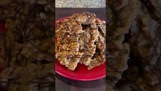 If you like Pecan Pie then you’re going to love this Pecan Pie Bark pecancandy candies pecan [upl. by Gustafson294]