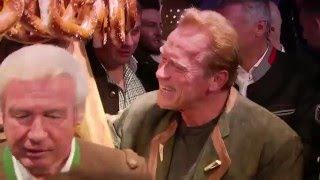 Stanglwirt Weisswurstparty mit Arnold Schwarzenegger [upl. by Conan]