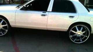 Crown vic On 26quot rims [upl. by Race]