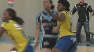 Chambray gagne contre Octeville Handball D2 F [upl. by Bergmann]