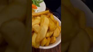 Lovely grub  pub food in Edinburgh 🏴󠁧󠁢󠁳󠁣󠁴󠁿 theguildfordarms6906 [upl. by Crandale]