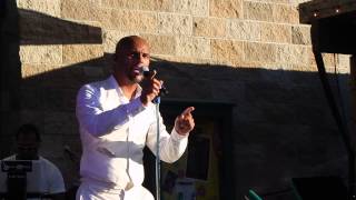 Kenny Lattimore  quotFor Youquot  Thornton Winery 2015 [upl. by Tnecillim]