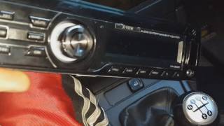 Como instalar nuevo estereo en chevrolet astra [upl. by Nocam]