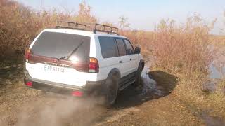 Mitsubishi montero sport off road [upl. by Pet924]