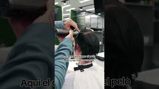 Tijera sobre peinilla cortedepelo barberiamasterpro barberiaparaprincipiantes cortedepelo [upl. by Whit]