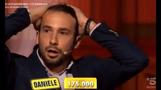 Avanti un altro Daniele vince 175mila euro per lui standing ovation video [upl. by Atoiyanap]