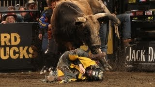 WRECK PBRs Pistol Robinson breaks both legs at Madison Square Garden [upl. by Rehptosirhc]