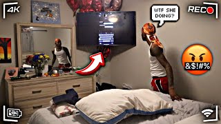 SCREEN MIRRORING MY CHEATING TEXT MESSAGES PRANK ON BOYFRIEND GETS HEATED [upl. by Lsil]