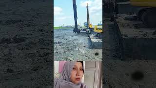 Pakai ponton‼️excavator alatberatindonesia alatberat alatberatexcavator operatoralatberata [upl. by Inhoj94]