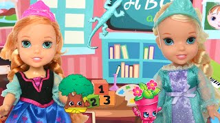 Elsya and Annya Go To School for Show and Tell Toys In Action [upl. by Lilla]