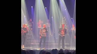 Arvingarna sjöng på deras jullåt klart det ska bli jul 🎄 idag på sin julshow [upl. by Isia]