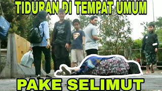 TIDUR DI MALL SAMPE DIKIRA ORANG GILA  PRANK INDONESIA [upl. by Harvard144]