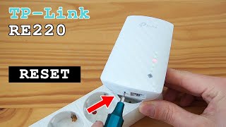 TPLink RE220 WiFi Extender Dual Band • Factory reset [upl. by Morville]