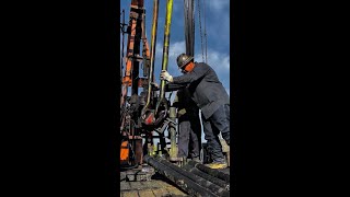 Oilfield Rig Duties rig oilandgas drilling oil tripping [upl. by Lupiv]