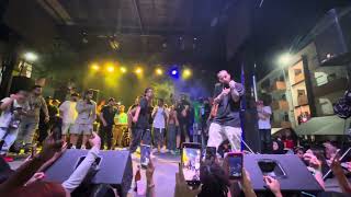 Bryant myers y ChenPR cantando Hunnids en party de Lloren Torres [upl. by Ahsla]