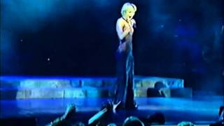 Eternellement Kaas  Patricia Kaas quotQuand jai peur de toutquot Live 98 à Moscou [upl. by Inahet]