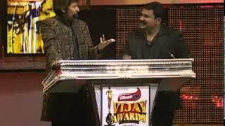 Enga Veettu Pillai  Sivakarthikeyan in Vijay Awards [upl. by Ettenav]