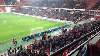 Gazişehir Gaziantep FK Sivasspor Maçında Tribün Şovu  Taraftar 5 diye Tezahürat Yapıyor [upl. by Malkin766]