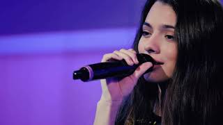 Laura Bretan  You raise me up LIVE  Videoclip SperantaTV [upl. by Anail]