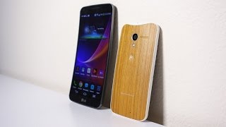 Curved and Wood Phones Moto X amp LG G Flex [upl. by Dami288]