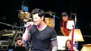 Sakis Rouvas  Parafora Live in Love version [upl. by Bunting801]