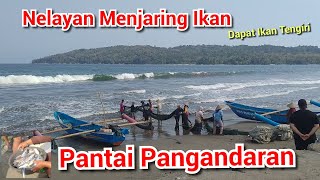 Nelayan Menjaring Ikan Di Pantai Timur Pangandaran [upl. by Mihe]