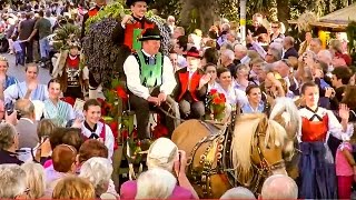 Traubenfest Meran 2014  Festumzug [upl. by Nevek306]