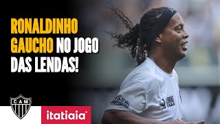 RONALDINHO GAUCHO ÍDOLO É OVACIONADO DURANTE O JOGO DAS LENDAS NA ARENA MRV [upl. by Anoirtac]