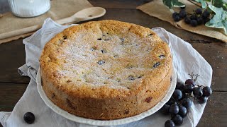 Alla scoperta dei dolci della tradizione la TORTA BERTOLINA la torta con luva fragola🍇 [upl. by Press981]