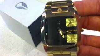 Nixon Banks All GoldBlack Watch gducmaster [upl. by Leroy45]