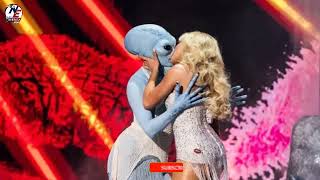 Britney Spears Reacts to Sabrina Carpenter’s VMAs Performance ‘Why Is She Kissing An Alien’ [upl. by Jaffe]