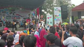 SEMBILAN BAND DUET BARENG CHARLY SETIA BAND quotHAFIZAHquot [upl. by Bloomer110]