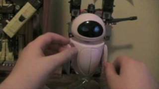 WALLE Toy Reviews EVE amp MO [upl. by Kinghorn]