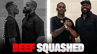 Israel Adesanya amp Jon Jones Face Off Play Fight amp Squash Their Beef On Casino Floor [upl. by Aeiram]