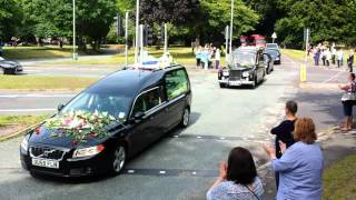 Cilla Blacks funeral [upl. by Ititrefen]