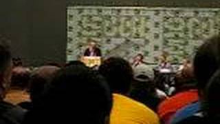 Rob Paulsen sings quotYakkos Worldquot at ComicCon 2006 [upl. by Marylin]